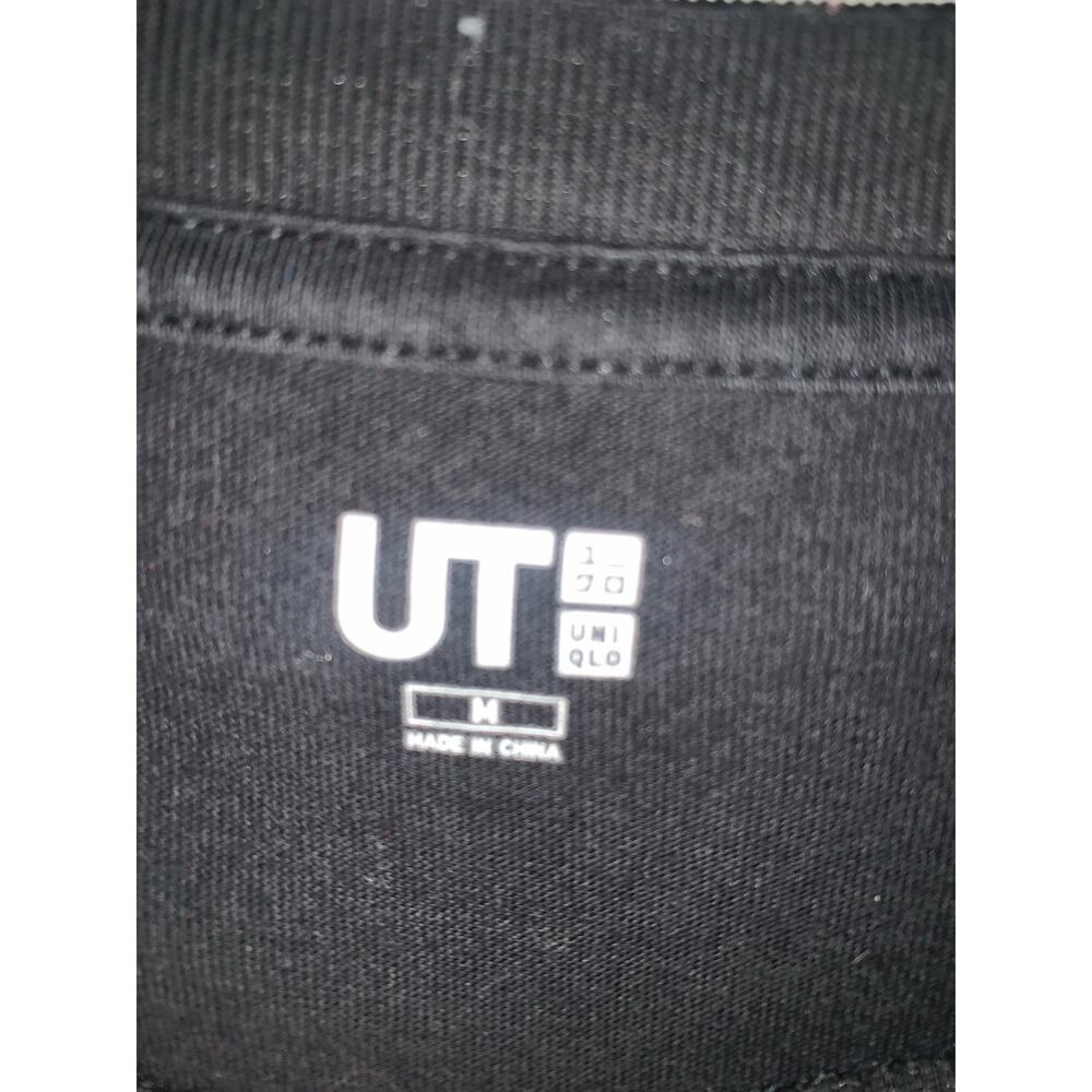 Jujutsu Kaisen Manga UT Uniqlo Tee Mens Size Medium Anime Black - Picture 3 of 5